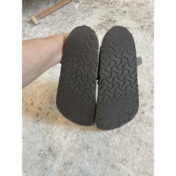 Birkenstock Size 39 Gizeh Birko Flor‎ Sandals Silver Leather Buckle Preloved - Picture 8 of 8